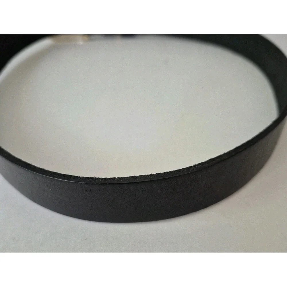 Levis Strauss Black Full Grain Leather Silver Buckle Adjustable Belt Kids Medium